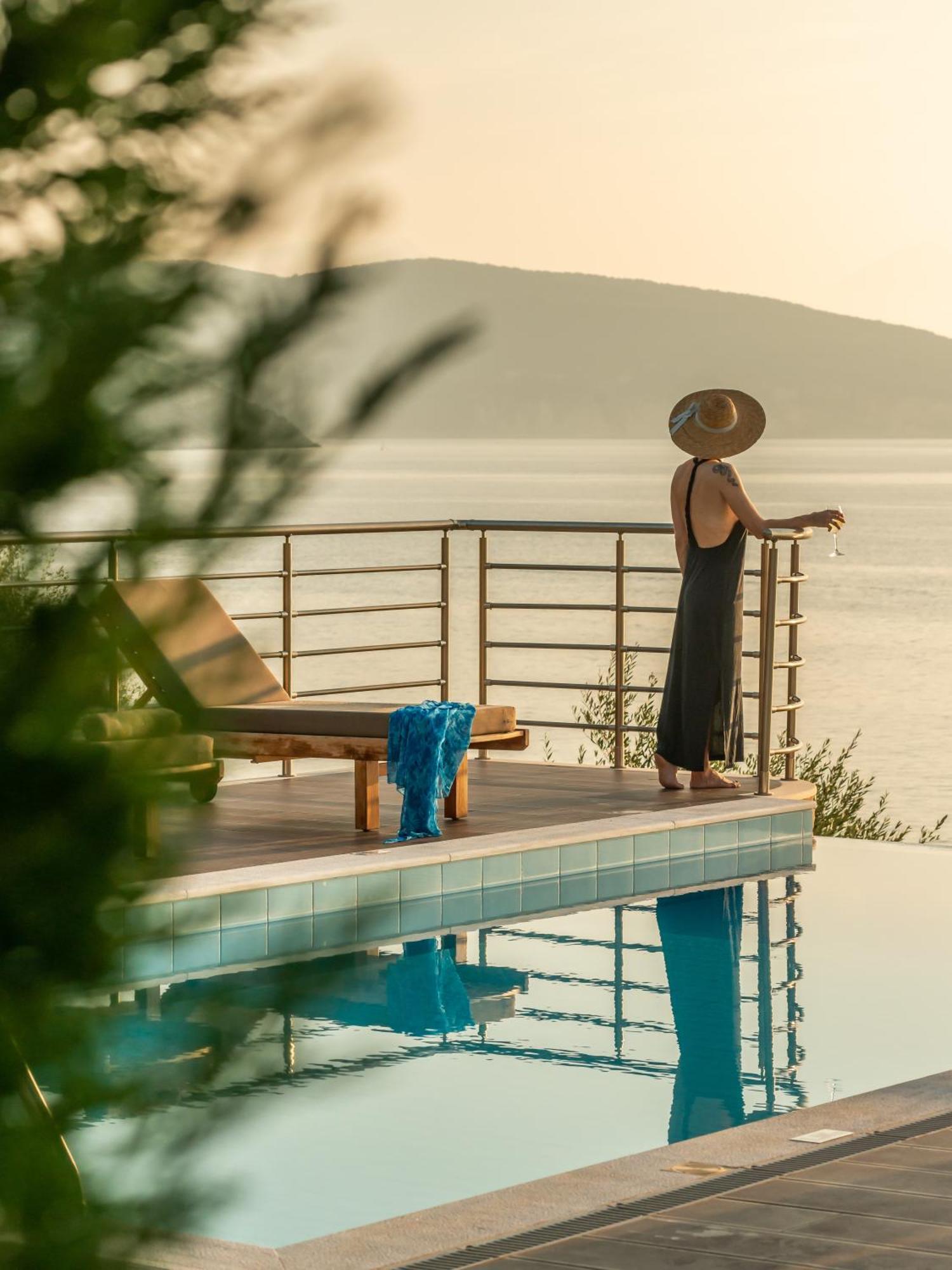 Iris Villas Lefkada - Marine Villa With Private Sea Access Sívota Exterior foto